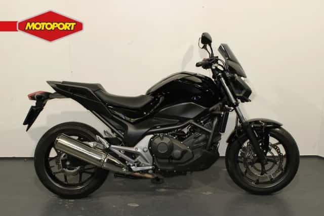 Honda NC750SA (2016) thumbnail 1