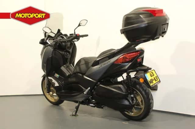Yamaha Xmax 300 Tech MAX (2021) thumbnail 4