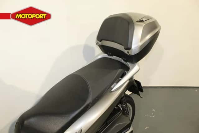 Honda SH 350I (2022) thumbnail 6