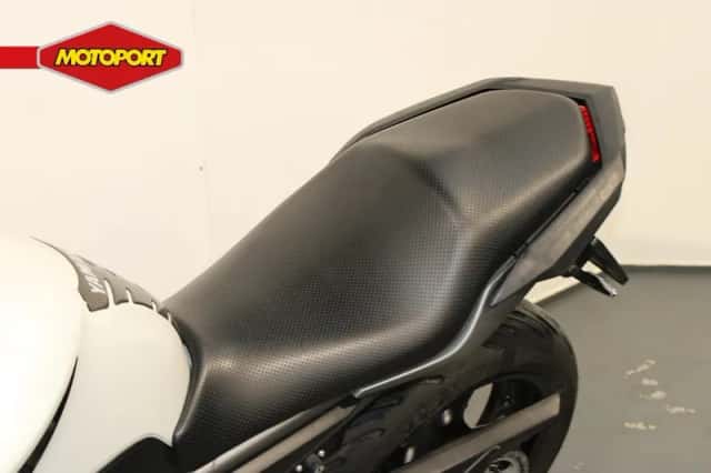 Yamaha XJ6 (2009) thumbnail 6