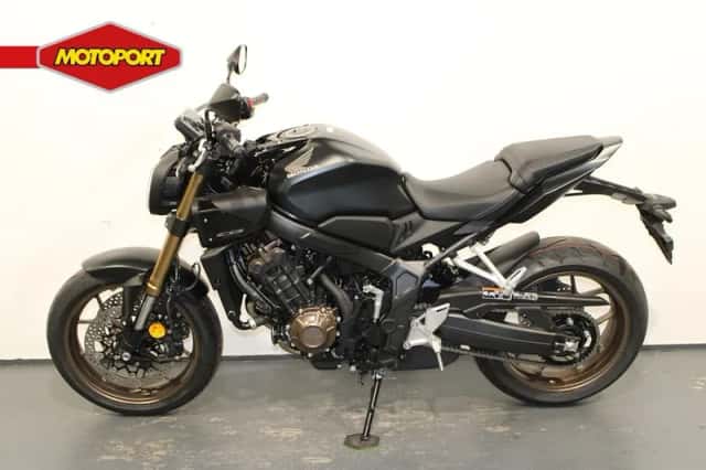 Honda CB 650 RC (2026) thumbnail 3