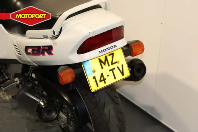 Honda CBR 1000 F (1993) thumbnail 5