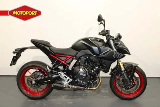 Suzuki GSX-8S (2025) thumbnail 1