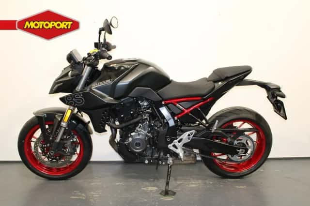 Suzuki GSX-8S (2025) thumbnail 3