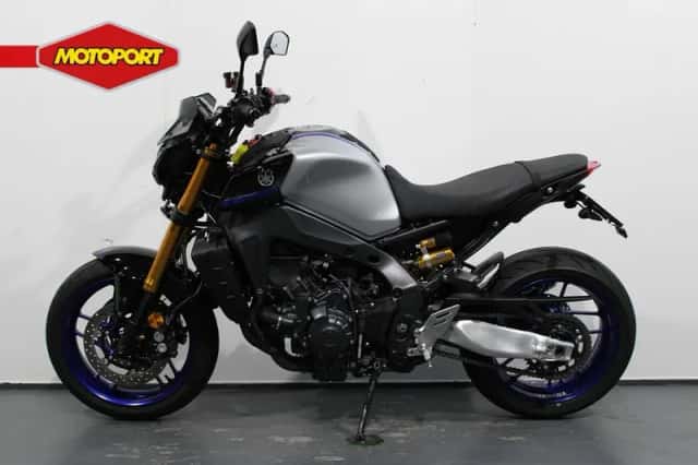Yamaha MT-09 (2023) thumbnail 3
