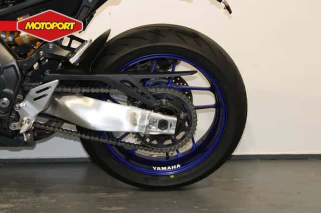 Yamaha MT-09 (2023) thumbnail 5
