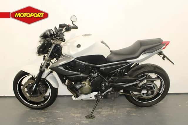 Yamaha XJ6 (2009) thumbnail 3