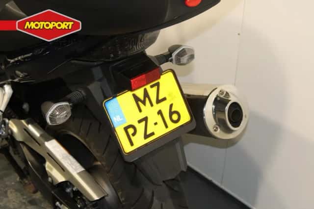 Suzuki GSX 1250 FA (2011) thumbnail 5