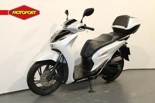 Honda SH 150i (2022) thumbnail 2