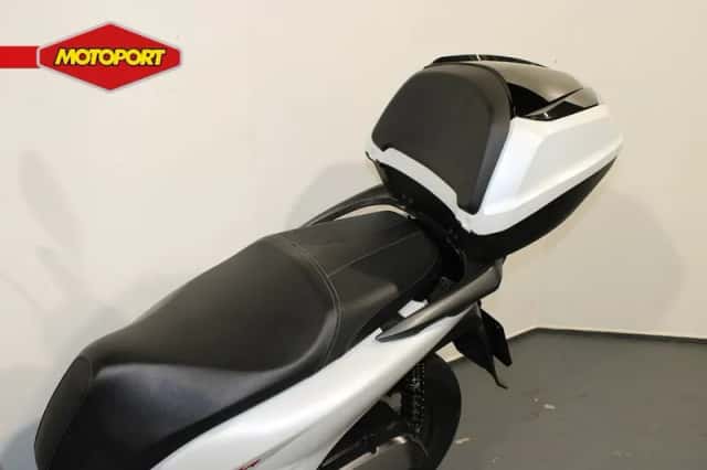 Honda SH 150i (2022) thumbnail 6