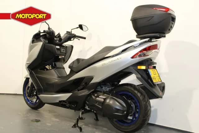 Suzuki AN400 (2022) thumbnail 6