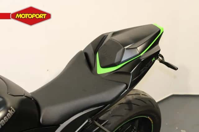 Kawasaki Ninja ZX-10R SE (2019) thumbnail 5