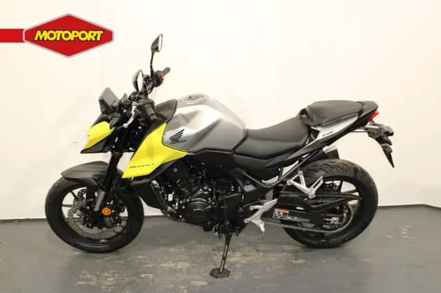 Honda CB 750 Hornet (2026) thumbnail 3