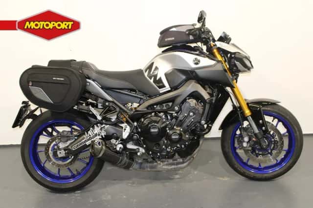 Yamaha MT-09 (2020) thumbnail 1