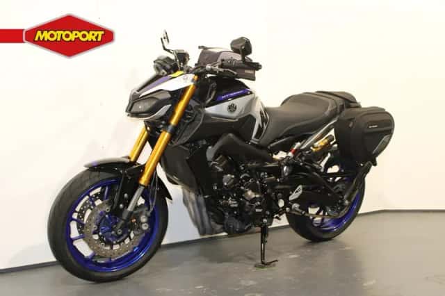 Yamaha MT-09 (2020) thumbnail 2