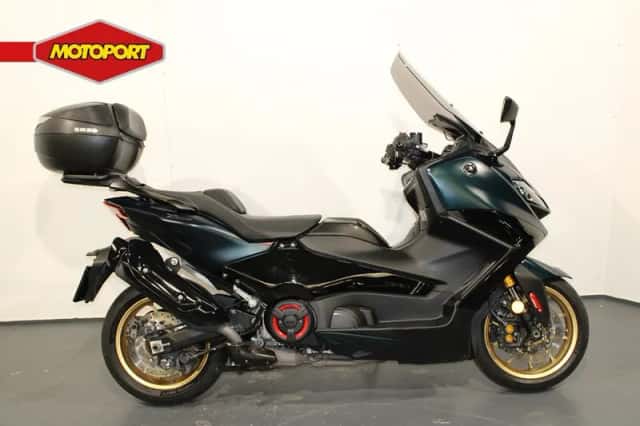Yamaha T MAX (2022) thumbnail 1