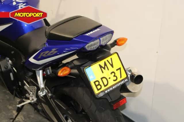 Yamaha YZF-R6 (2005) thumbnail 5