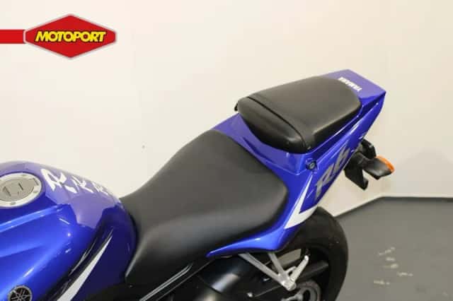 Yamaha YZF-R6 (2005) thumbnail 6