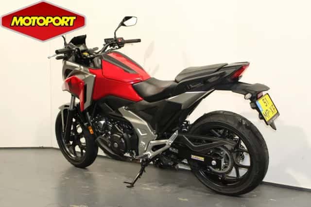 Honda NC750X (2022) thumbnail 4
