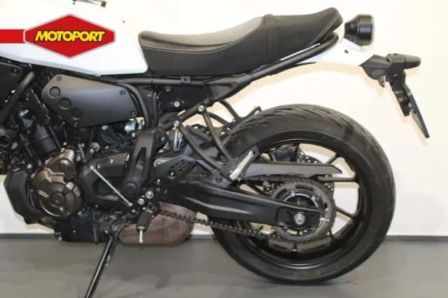 Yamaha XSR700 (2022) thumbnail 3