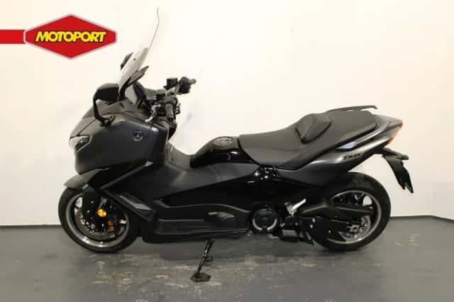 Yamaha Tmax Tech MAX (2026) thumbnail 3