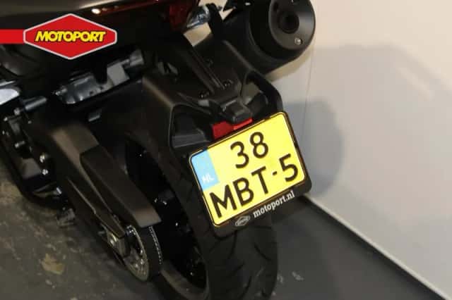 Yamaha Tmax Tech MAX (2026) thumbnail 5