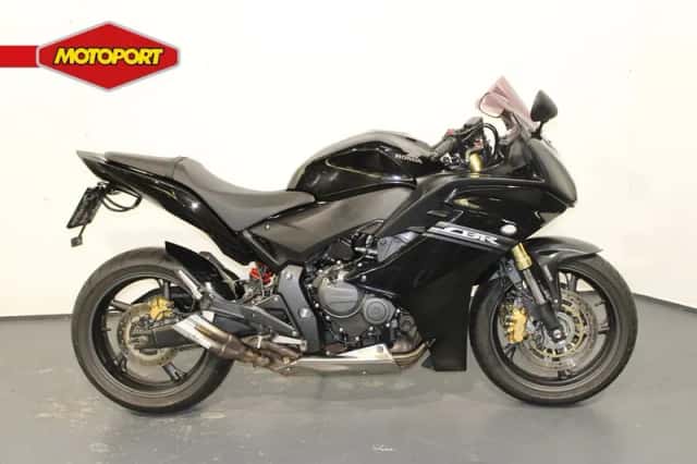 Honda CBR600F (2012) thumbnail 1