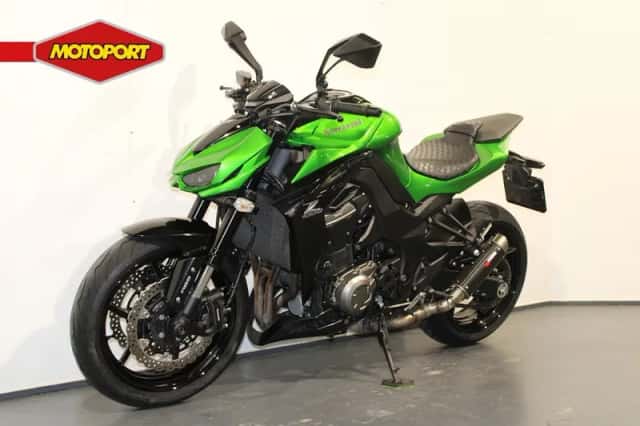 Kawasaki Z1000 (2015) thumbnail 2