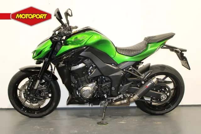 Kawasaki Z1000 (2015) thumbnail 3