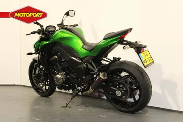 Kawasaki Z1000 (2015) thumbnail 4