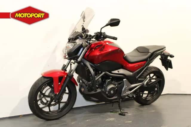 Honda NC 750 S (2014) thumbnail 2
