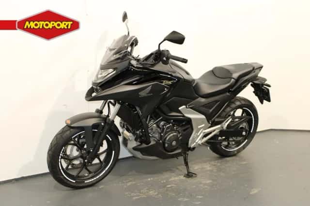 Honda NC750X (2023) thumbnail 2