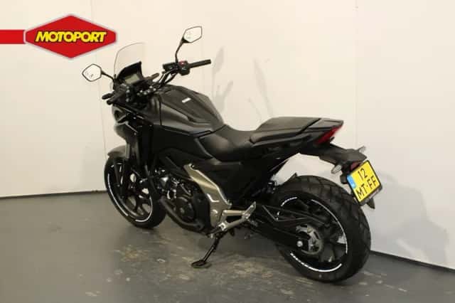 Honda NC750X (2023) thumbnail 4