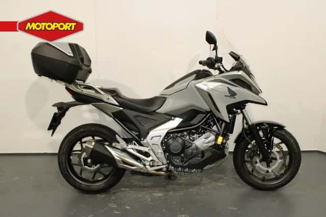 Honda NC750X (2024) thumbnail 1
