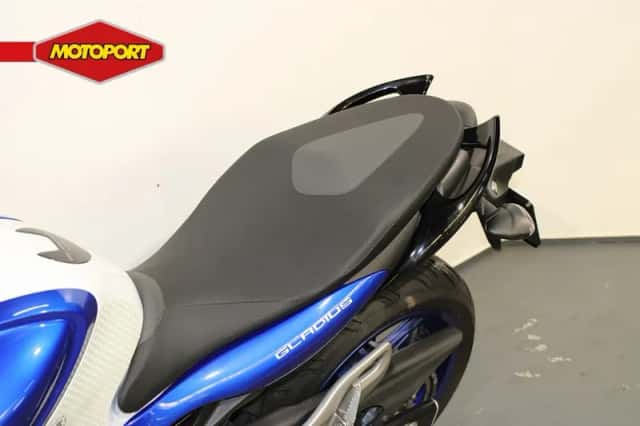 Suzuki SFV 650 Gladius (2014) thumbnail 6