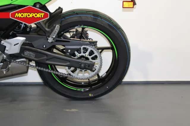 Kawasaki Ninja 650 (2025) thumbnail 5