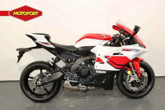 Yamaha YZF-R9 (2026) thumbnail 1