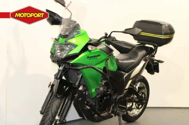 Kawasaki Versys X 300 (2018) thumbnail 2
