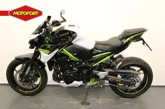 Kawasaki Z900 (2020) thumbnail 3