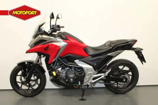 Honda NC750X (2021) thumbnail 3