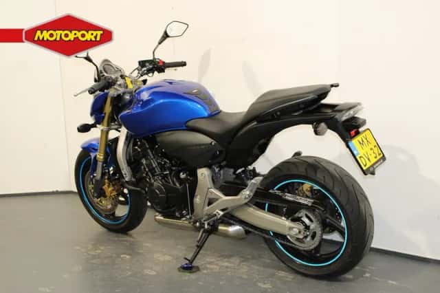 Honda CB 600 F Hornet (2010) thumbnail 4