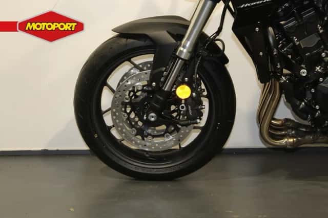 Honda CB 1000 Hornet (2026) thumbnail 6
