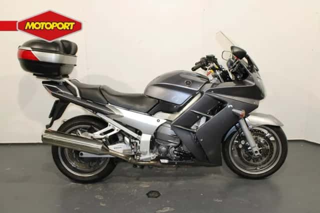 Yamaha FJR1300 (2005) thumbnail 1