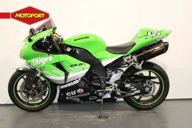 Kawasaki ZX 10R Ninja (2007) thumbnail 3