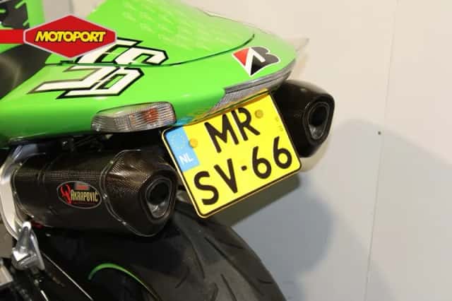 Kawasaki ZX 10R Ninja (2007) thumbnail 5