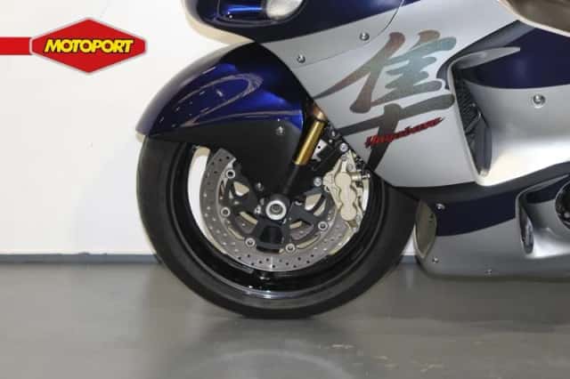 Suzuki GSX 1300R Hayabusa (2005) thumbnail 6