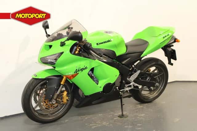 Kawasaki Ninja ZX-6R (2006) thumbnail 2