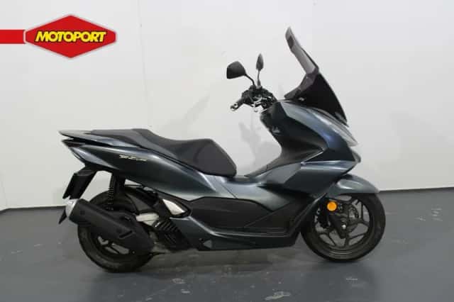 Honda PCX 125 (2022) thumbnail 1