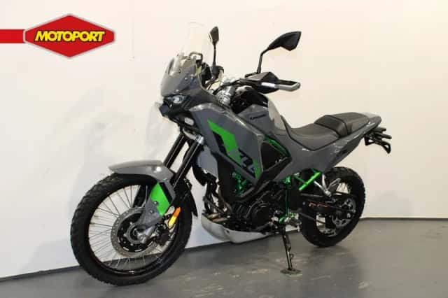 Kawasaki KLE500 SE (2026) thumbnail 2