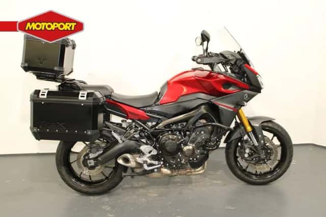Yamaha Tracer 900 (2017) thumbnail 1